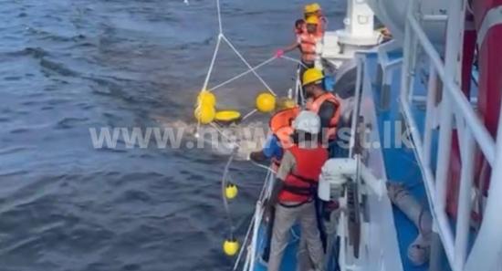 200l of Crude Oil Leak Into Sea Near Colombo Port